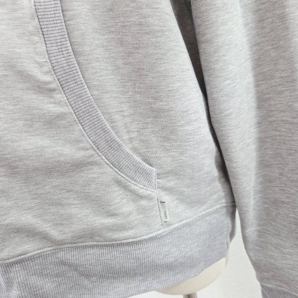 Vuori Men's Austin Hoodie Light Heather Grey Hooded Shirt Size Large - Picture 6 of 8